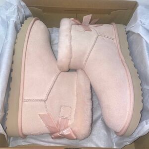 New Women’s Pink Mini Bailey Bow Ugg Boots 6 or 7